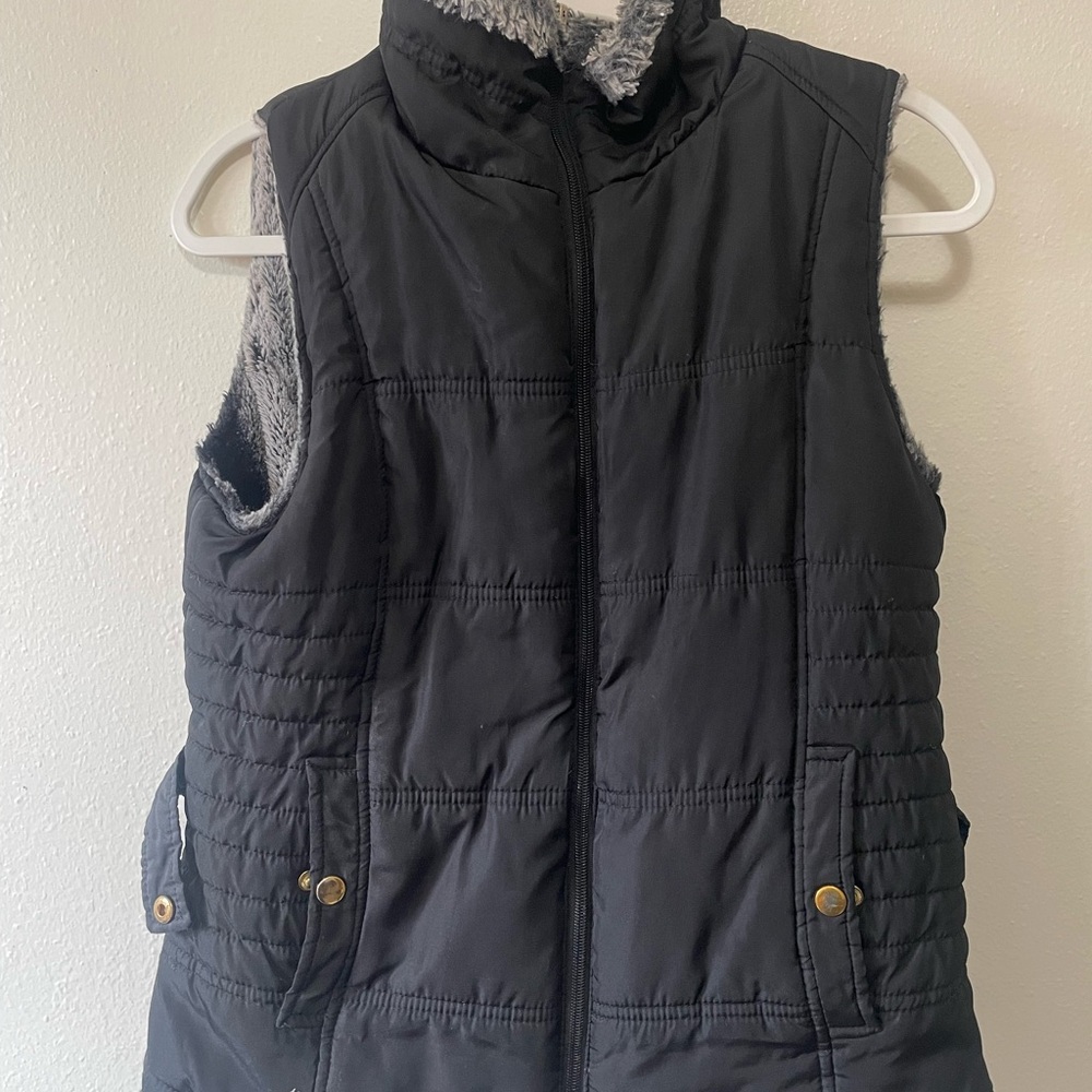 Women's Black Quilted Vest